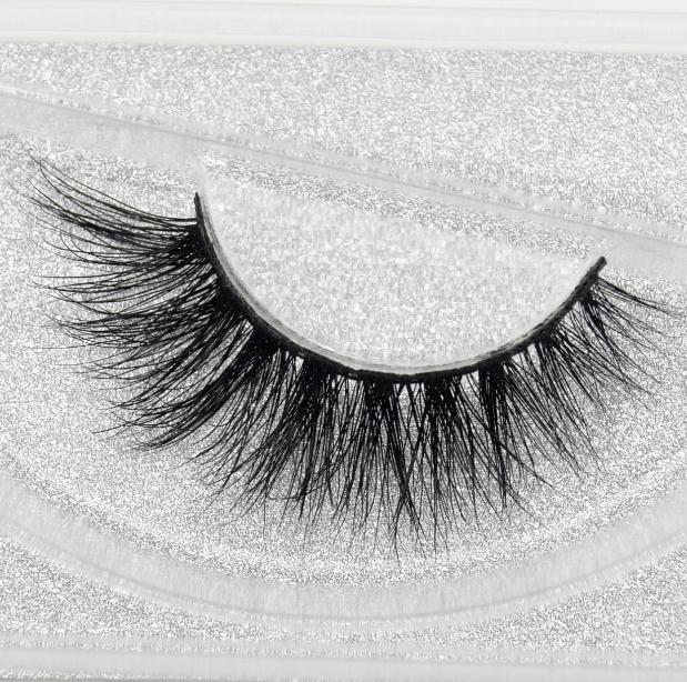 Lux Mink Lashes Chic - Haircaredelight.co.uk